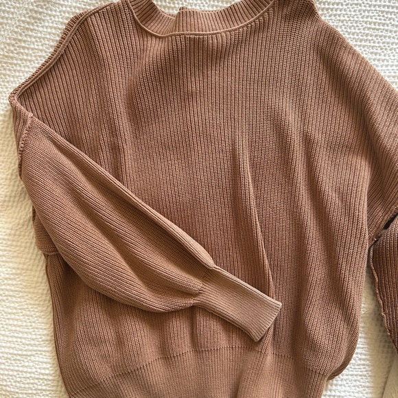 aerie Women's Dusty Mauve Crewneck Sweater - Picture 2 of 4